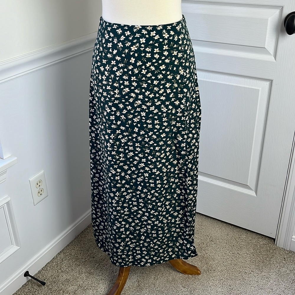SHEIN Floral Print Skirt